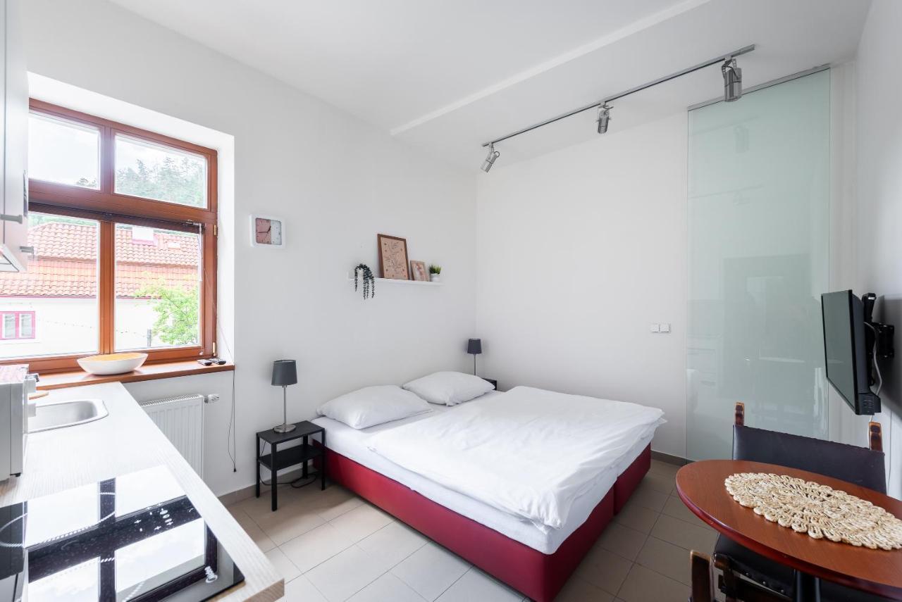Apartman Muzeum Obchodu Карлштейн Экстерьер фото