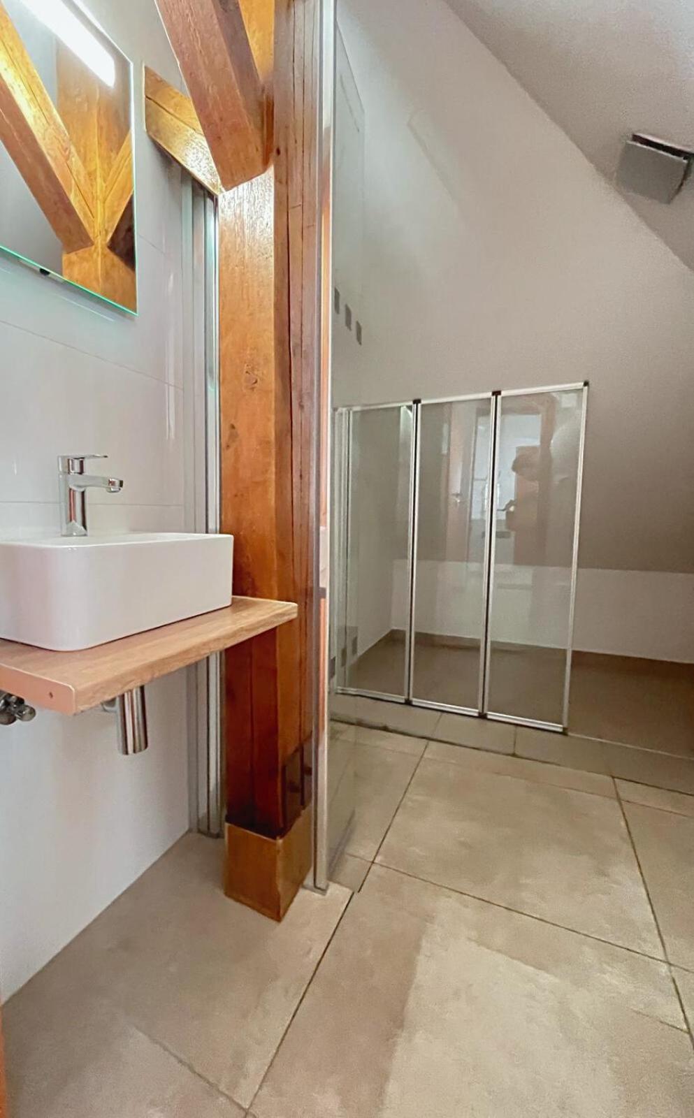 Apartman Muzeum Obchodu Карлштейн Экстерьер фото